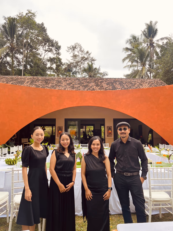 Musisi Allegra Chamber Bali di venue pernikahan taman, Bali